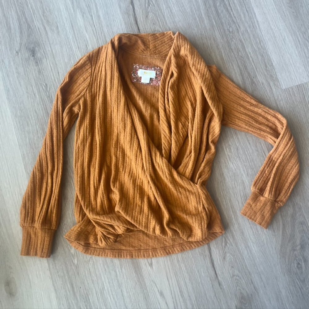 ** Maeve Anthropologie size mustard long sleeve light weight faux wrap top XS